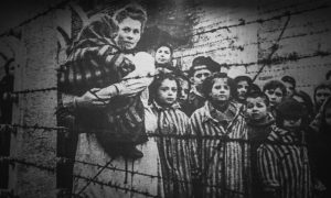 Ludia a deti v koncentračnom tábore